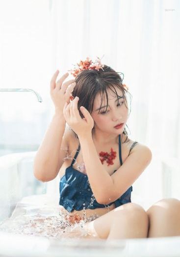 凌晨三点免费_DVD动漫在线观看