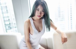 她的下面又紧又湿好爽_BD英语神马影院手机在线